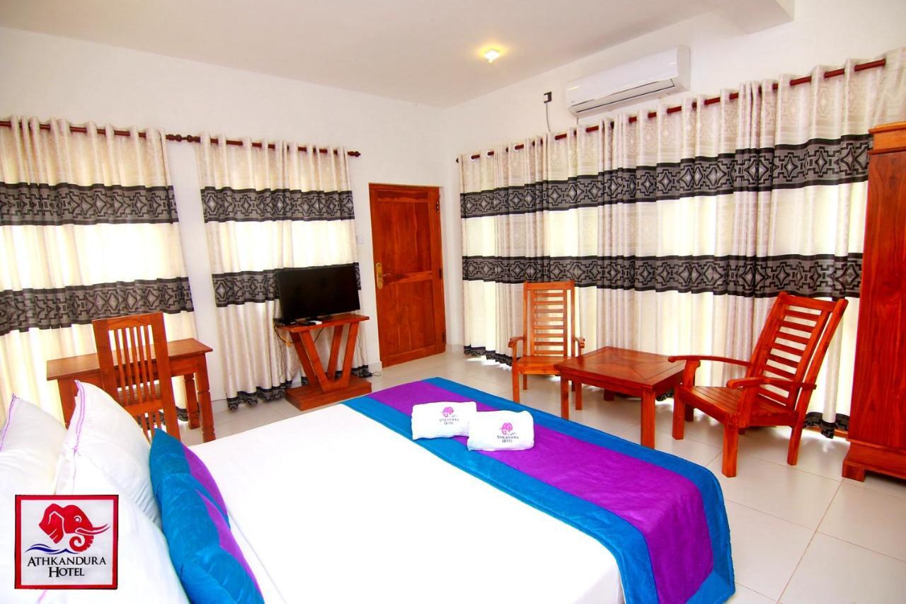Athkandura Hotel Habarana Exterior foto